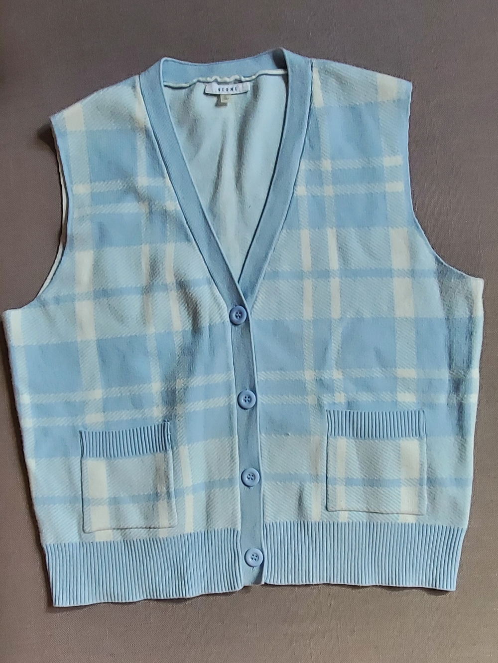 Sioni Women's Large Preppy Plaid Button Up Vest Sweater. Size Large